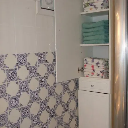 Semesterbostad Maison De 2 Avec Piscine Privee Jacuzzi Et Terrasse A Maria Di Lota A 1 Km De La Plage